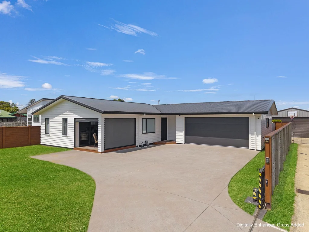 Waiuku 3 Slaapkamer King Street Calm with Alfresco Appeal