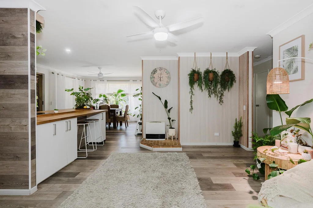 4 Oakover Turn, Greenfields, WA 6210