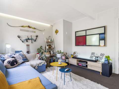 Castor Bay 1部屋 Location, Lifestyle, and Ease of Living!