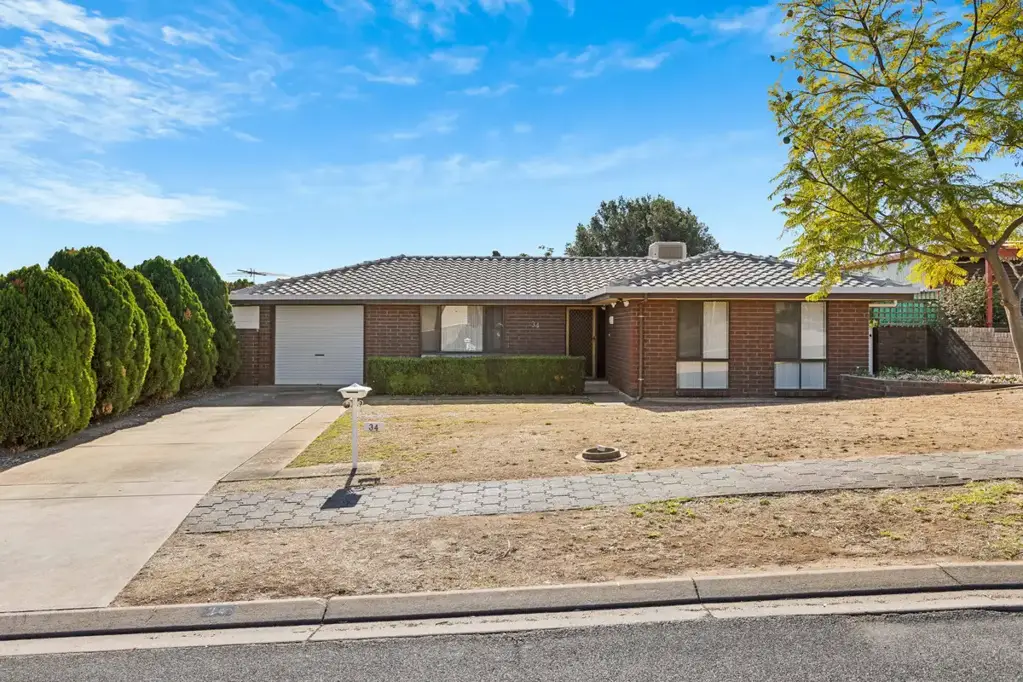 34 Duke Avenue, Para Hills, SA 5096