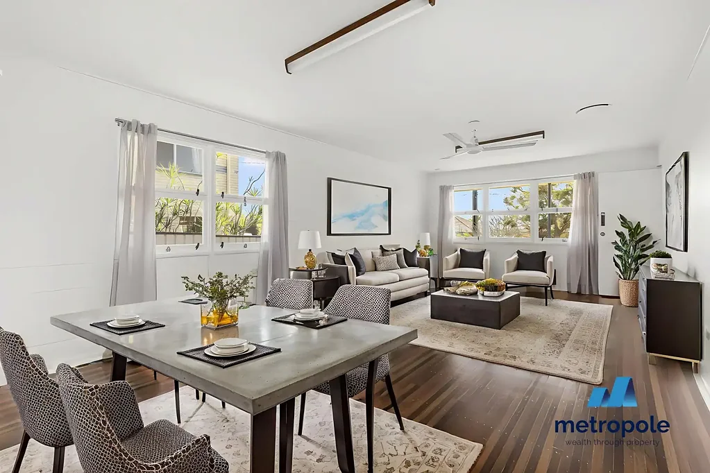 BRIGHT BREEZY AND COMFORTABLE