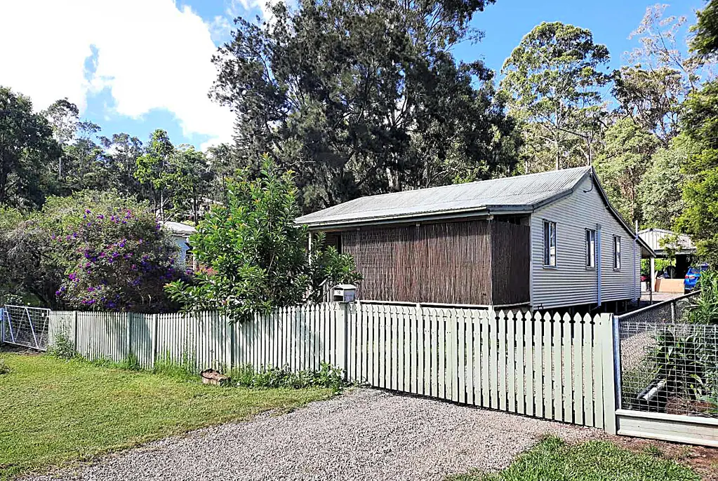 Ravenshoe 2房  Quality cottage with large shed in Ravenshoe