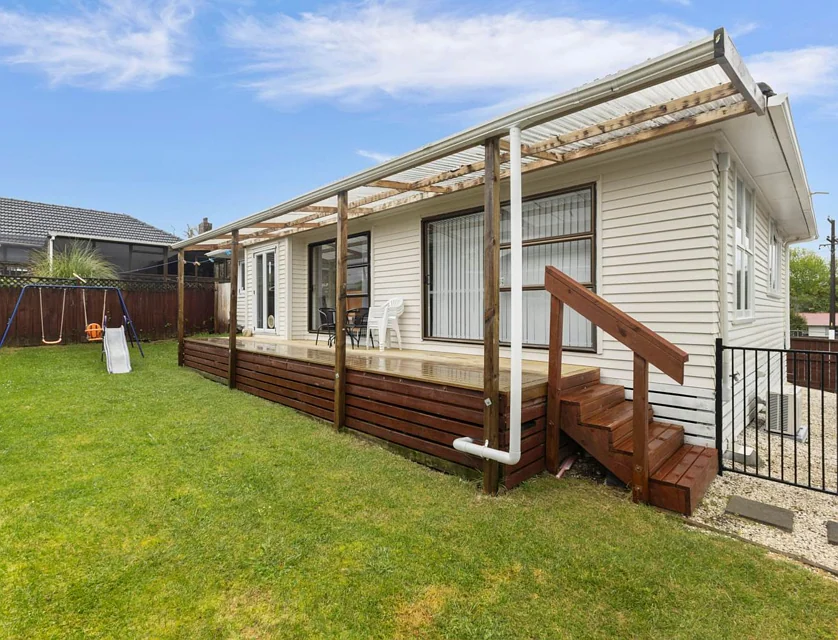 32 Buller Crescent, Manurewa, Manukau City, 3 Bedrooms, 1 Bathrooms, House