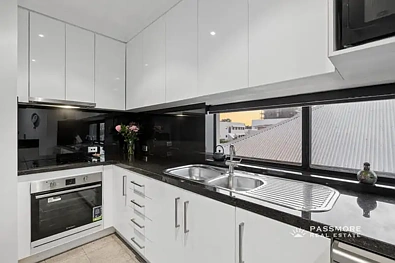 2/24 Charles Street, South Perth, WA 6151, 3 Bedrooms, 2 Bathrooms, Apartment