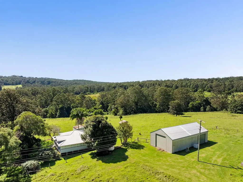 555 National Park Road, Ravensbourne, QLD 4352