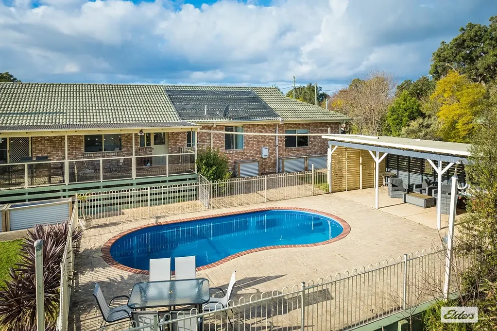 Bega 4 Bedroom SMALL ACREAGE BETWEEN BEGA AND TATHRA