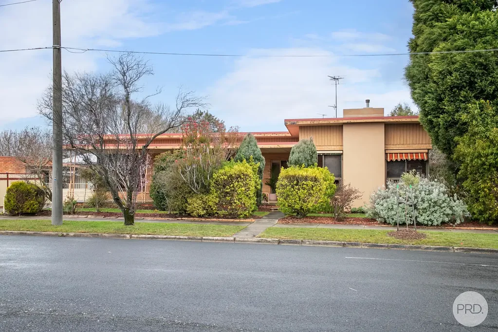 Wendouree 3ਬੈੱਡਰੂਮ Retro Style Meets Work-from-Home Potential