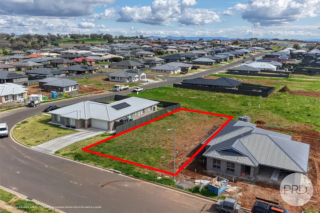 Tamworth Build It Your Way on 720sqm