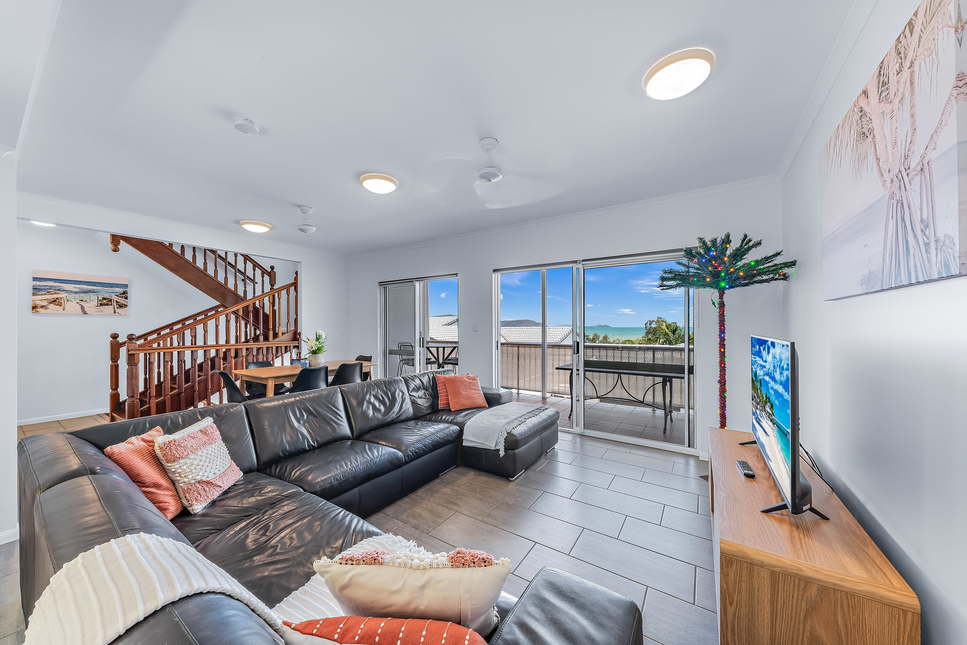 REEFSIDE VILLAS UNIT 26 12 ESHELBY DR, CANNONVALE QLD 4802, 0房, 0浴, Unit