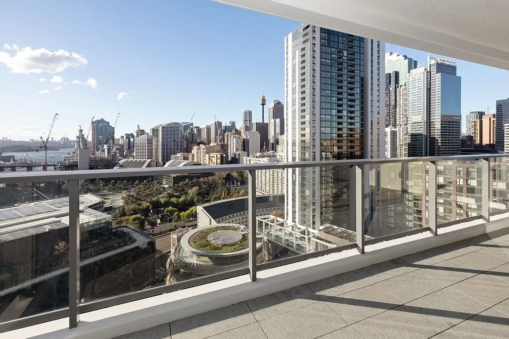 NORTH FACING LUXURY 2 BEDROOM APARTMENT