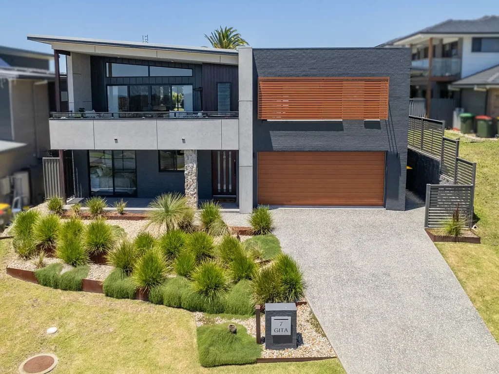 7 Gita Place, Woolgoolga, NSW 2456