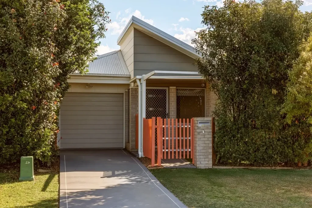 North Lakes 3Kwarto Parkside Living with No Body Corporate, Low Maintenance & Move-In Ready