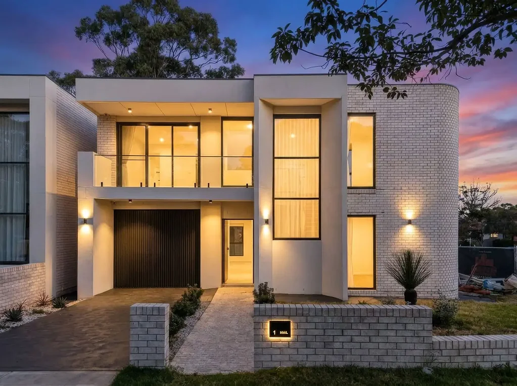 Riverwood 5غرفة نوم Brand-New Architectural Luxury in a Premier Riverwood Setting