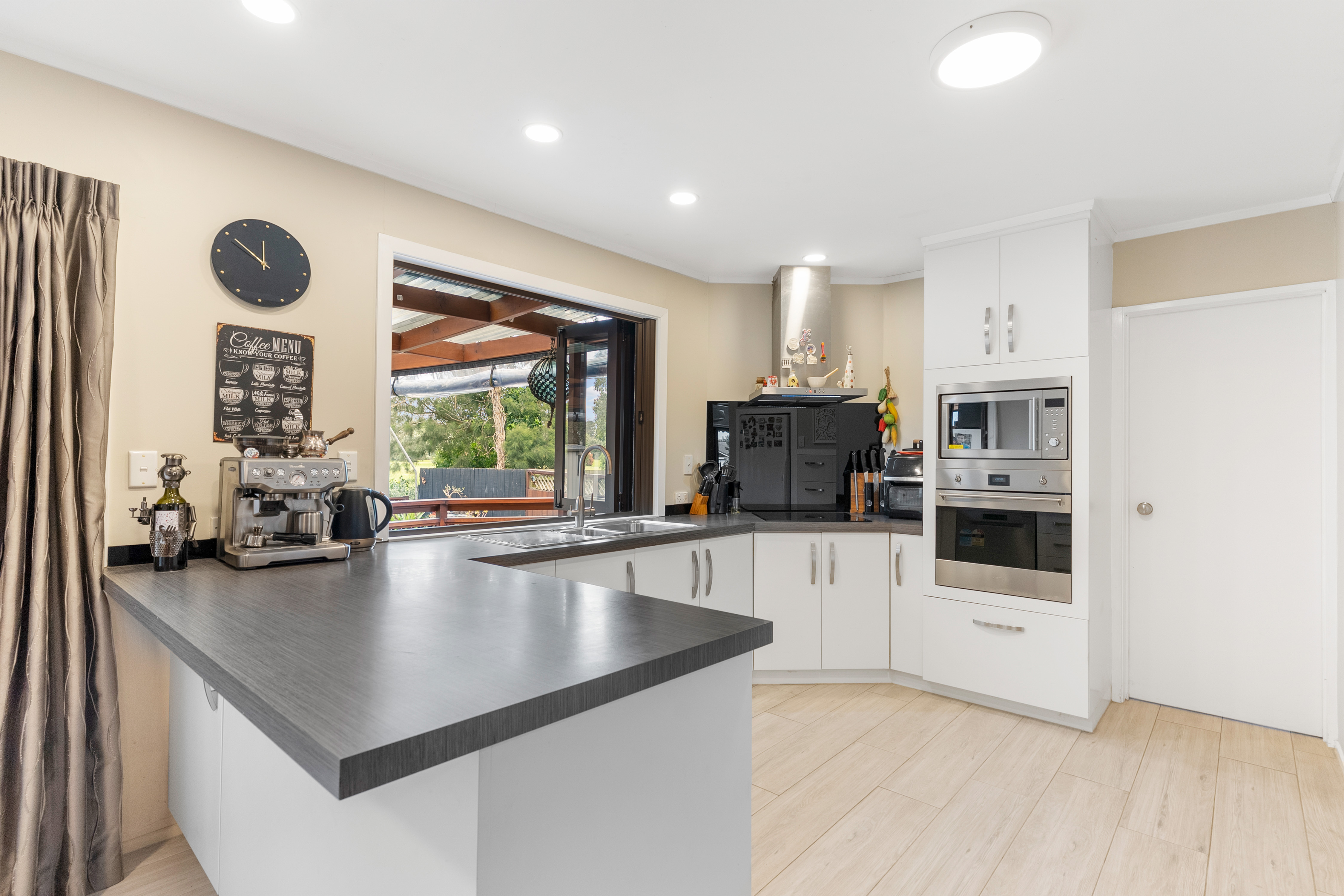 173 Carnoustie Drive, Wattle Downs, photo 4