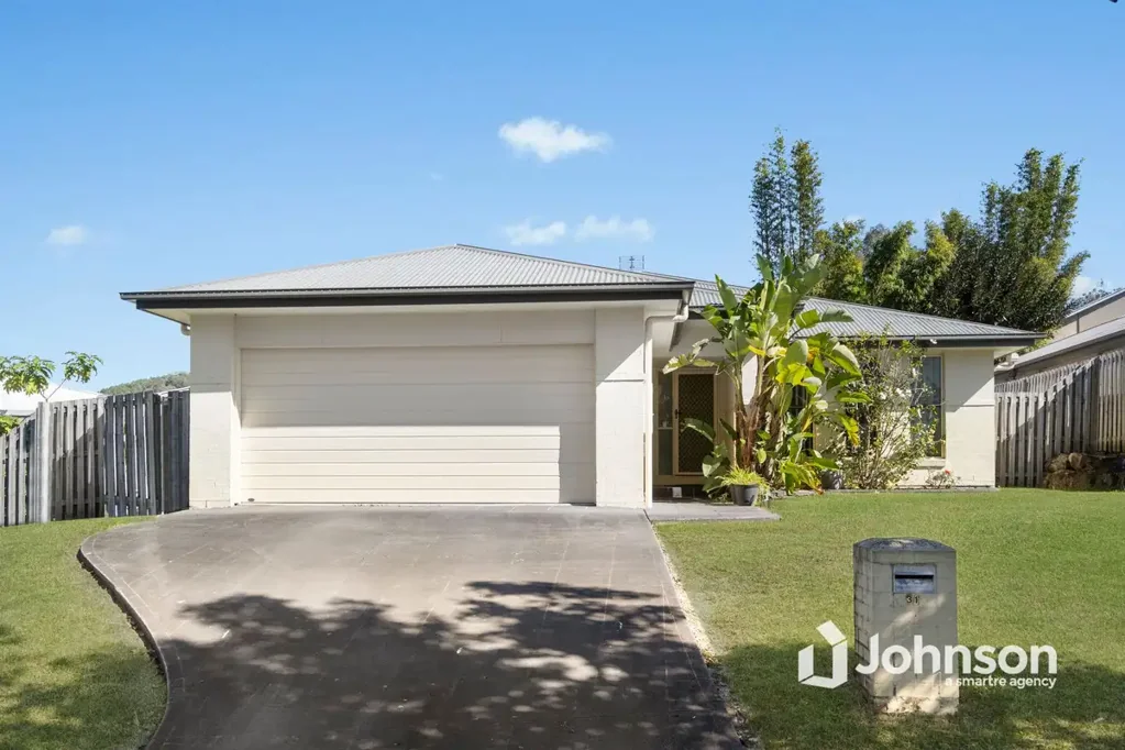 31 Saltwater Boulevard, Oxenford, QLD 4210