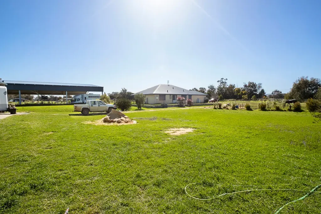 Hamel 4房  Elegant Equestrian Lifestyle Retreat – 5 Acres of Premium Potential