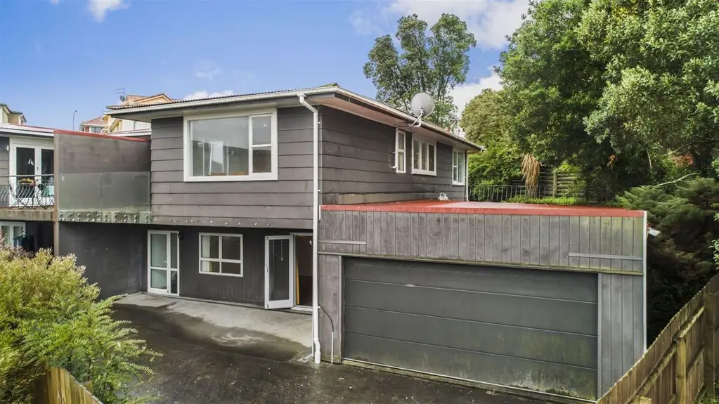 Glenfield 4chambre Motived Sellers are ready to Move on!