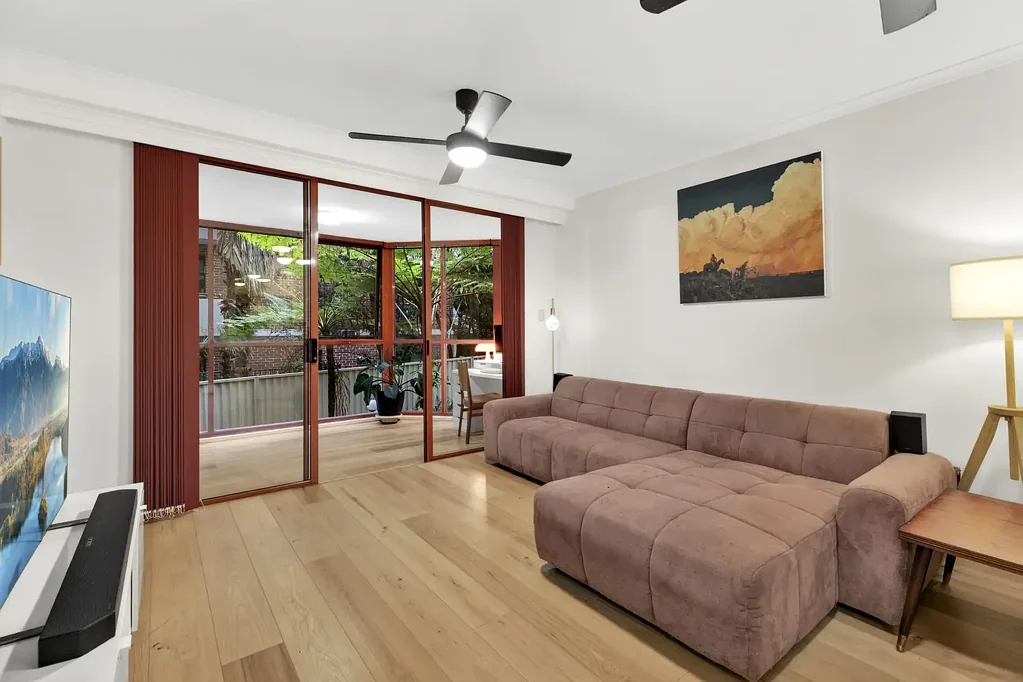 Miranda 2Kwarto Ultra-Convenient Ground Floor Apartment with Sunroom & Balcony