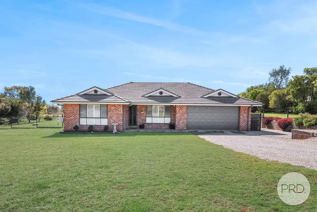 Tamworth 4ਬੈੱਡਰੂਮ Family Home in Daintree Circuit, Forest Hills!