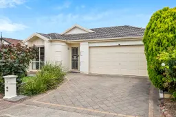 6 Autumn Court, Woodcroft