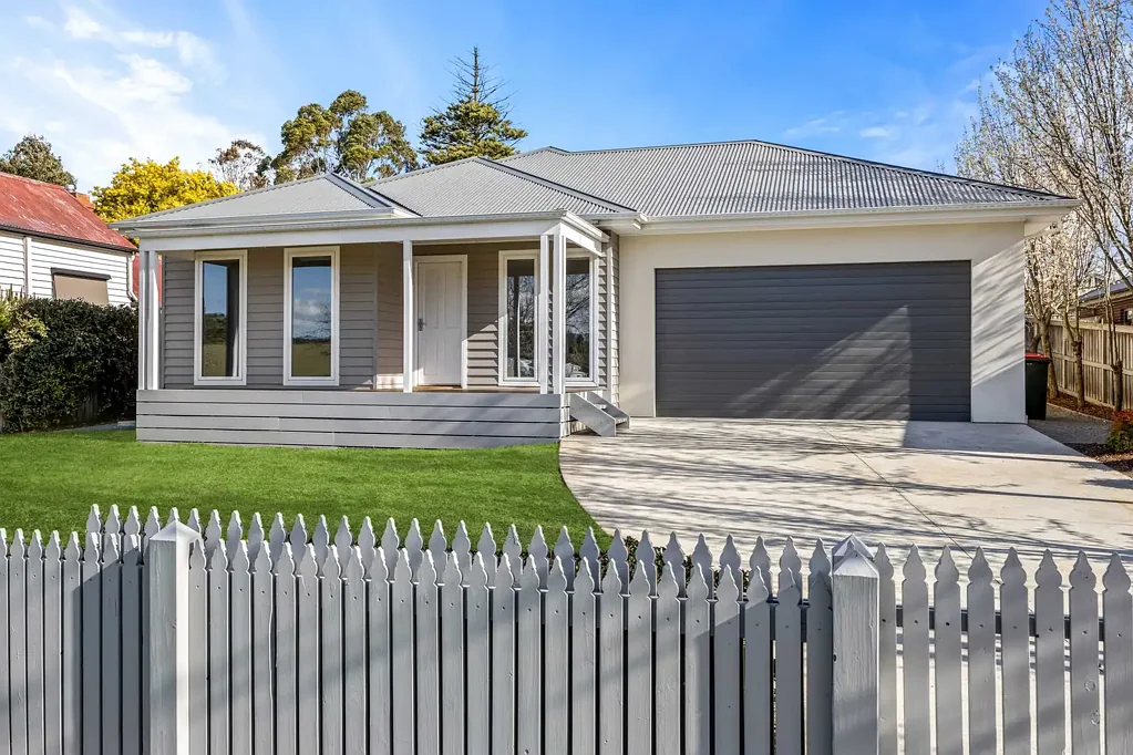 73 Main Street, Gordon, VIC 3345