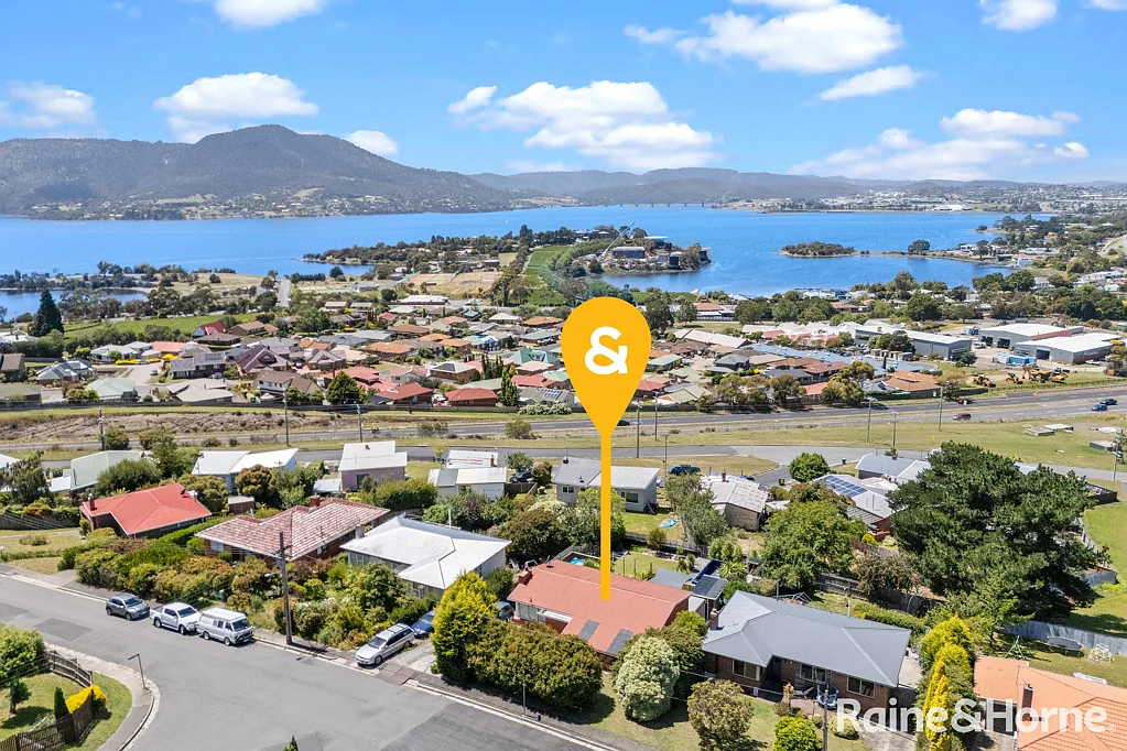 7 Kinarra Crescent, Chigwell, TAS 7011