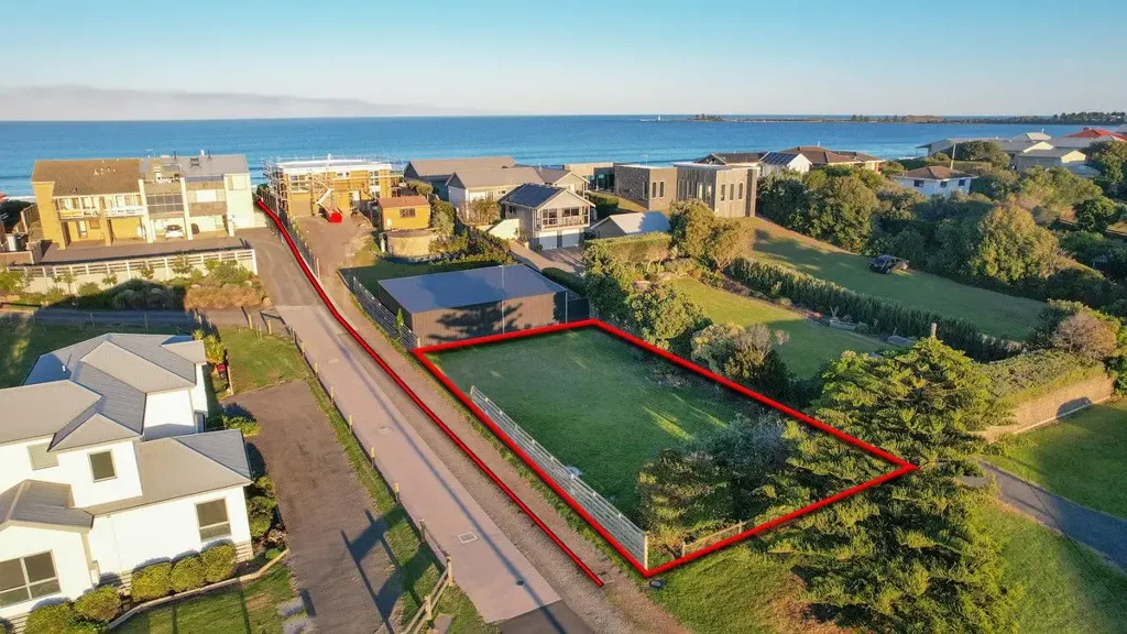 Port Fairy Enjoy Pedestrian Beach Access - Beach Allotment