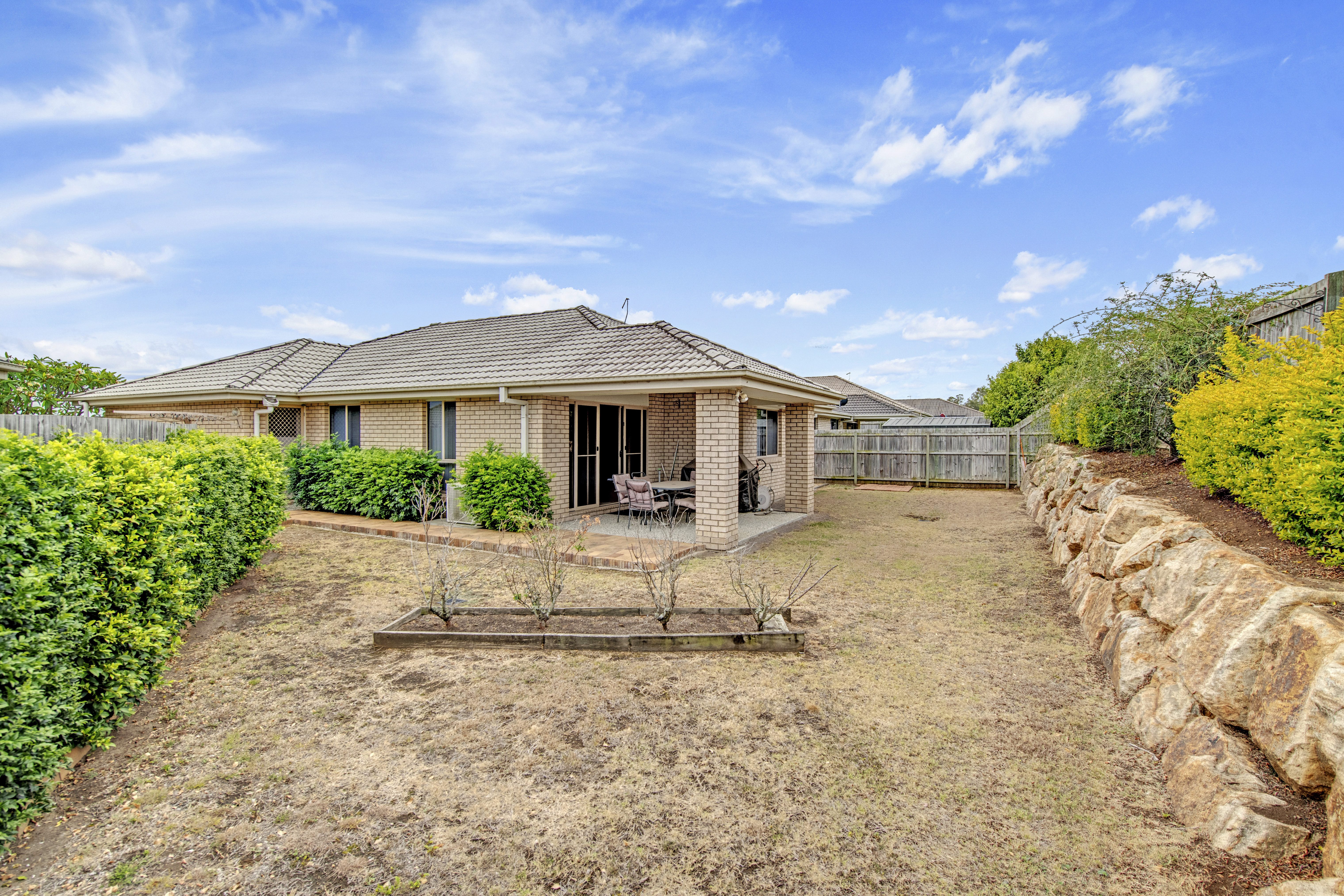 27 FINLEY ST, GLENEAGLE QLD 4285, 0 habitaciones, 0 baños, House