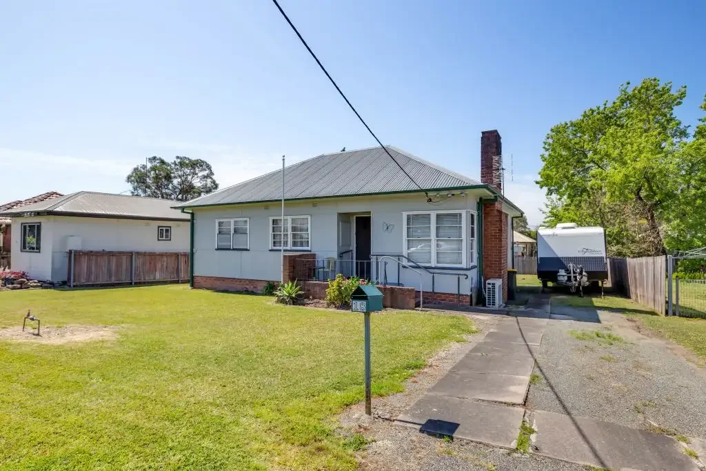 18 Bonarius Street, Edgeworth, NSW 2285