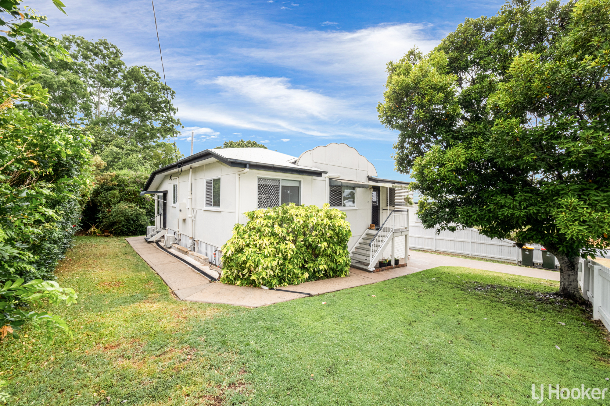 15 CAIRNS ST, THE RANGE QLD 4700, 0 રૂમ, 0 બાથરૂમ, House