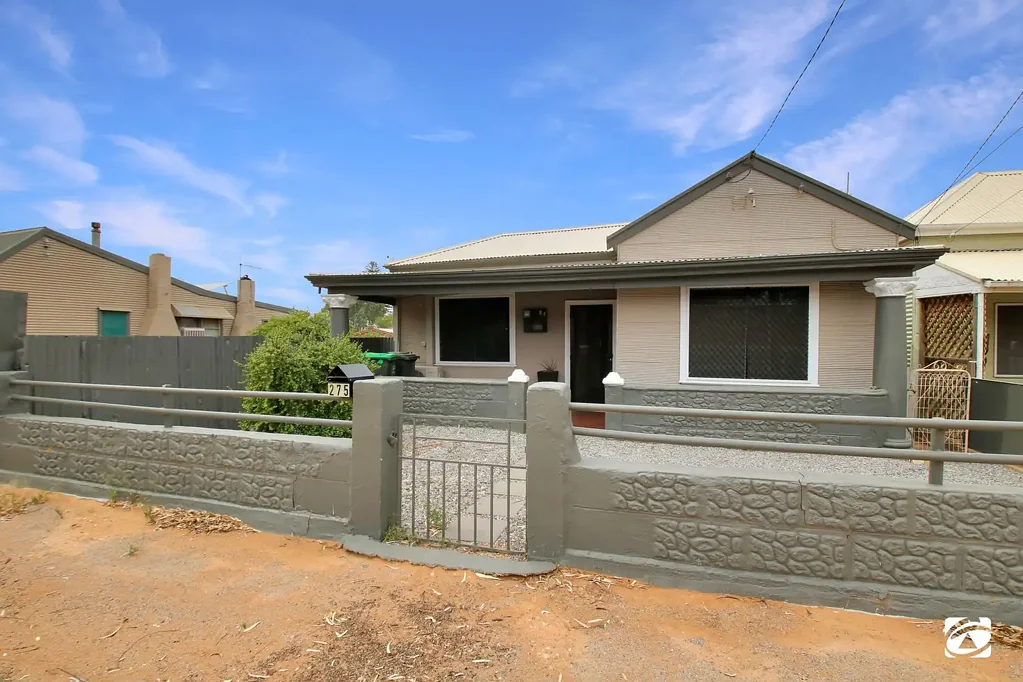 Broken Hill 3ਬੈੱਡਰੂਮ RENOVATED & MOVE-IN READY