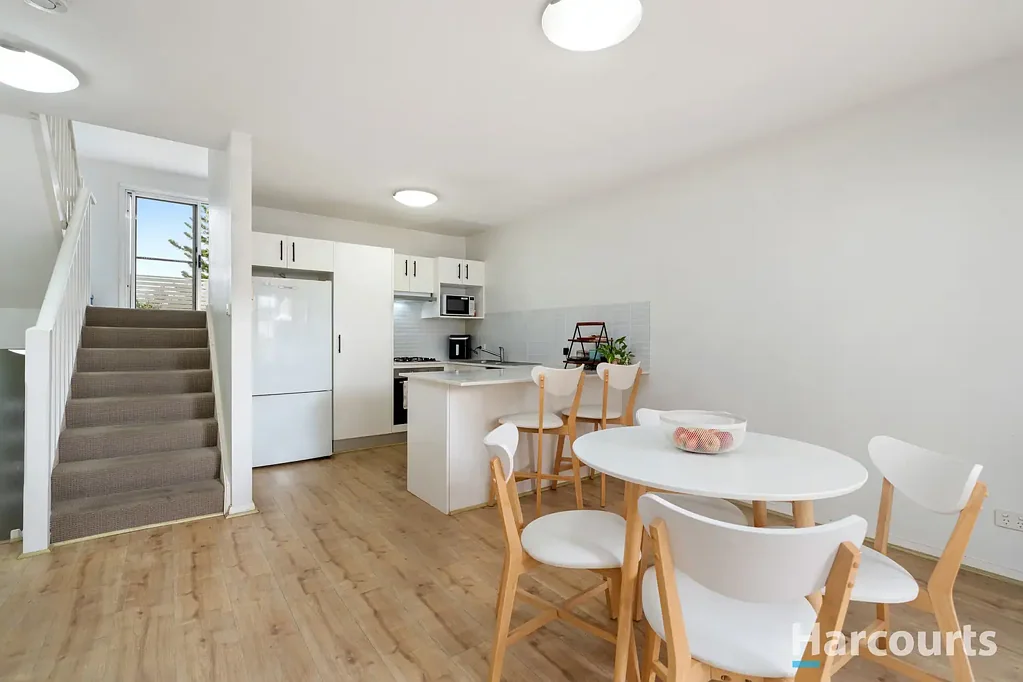 Mount Hutton 2Kwarto Thoughtfully zoned for modern living, proximity to beach and lake