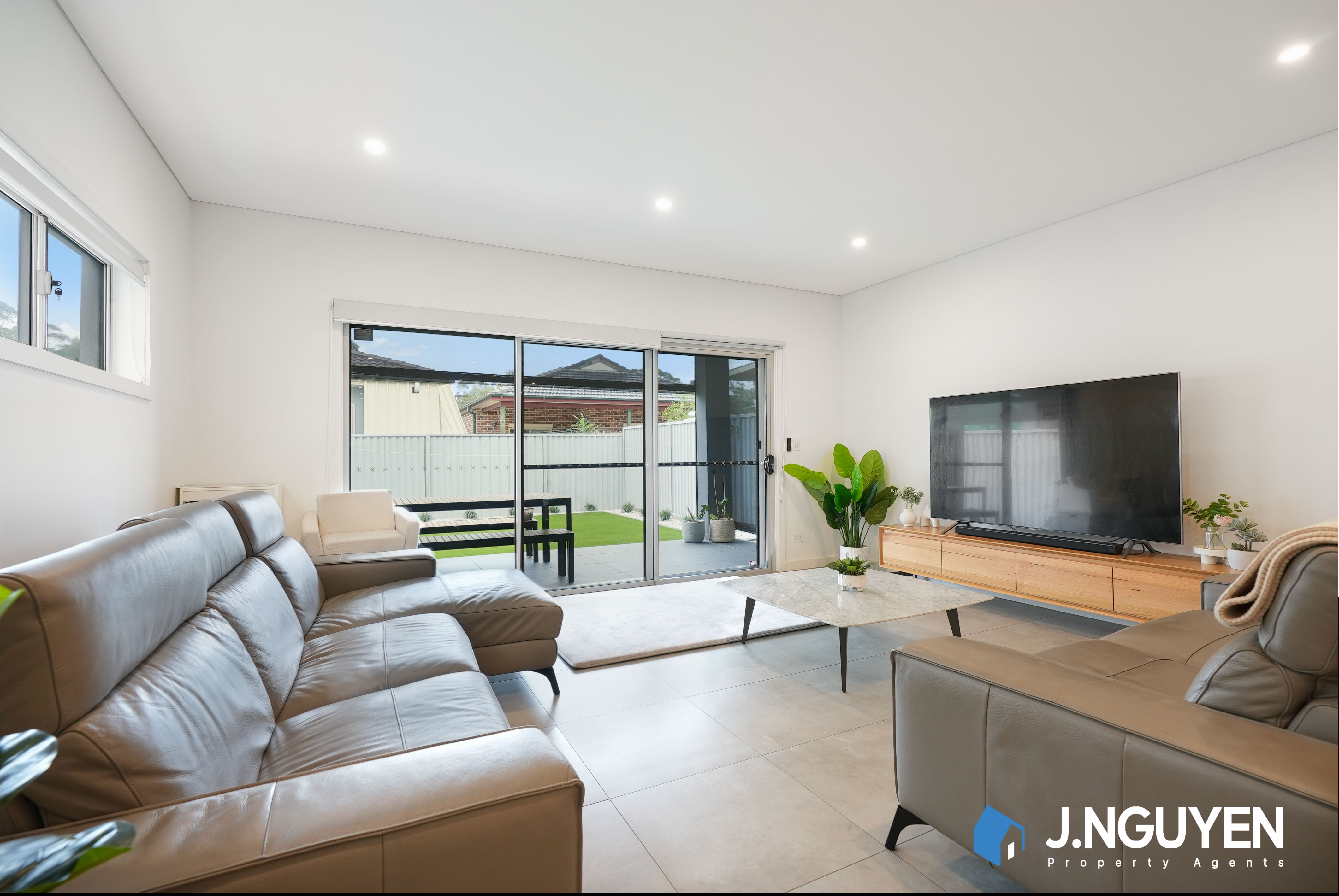 71A CARDWELL ST, CANLEY VALE NSW 2166, 0房, 0浴, House