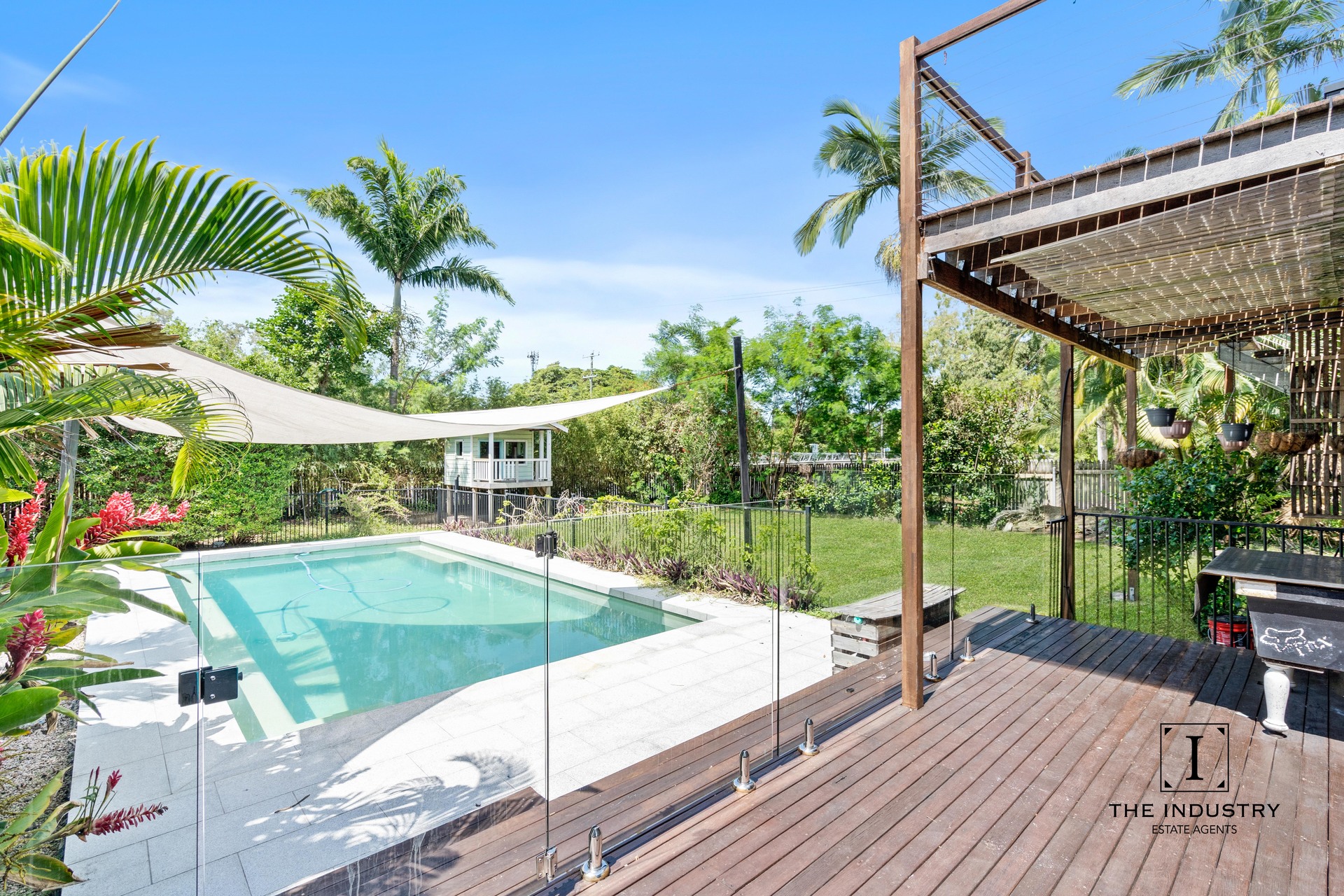 115 KAMERUNGA RD, FRESHWATER QLD 4870, 0 rūma, 0 rūma horoi, House