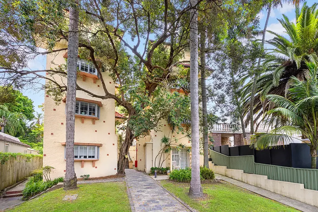 12/64 Sir Thomas Mitchell Road, Bondi Beach, NSW 2026