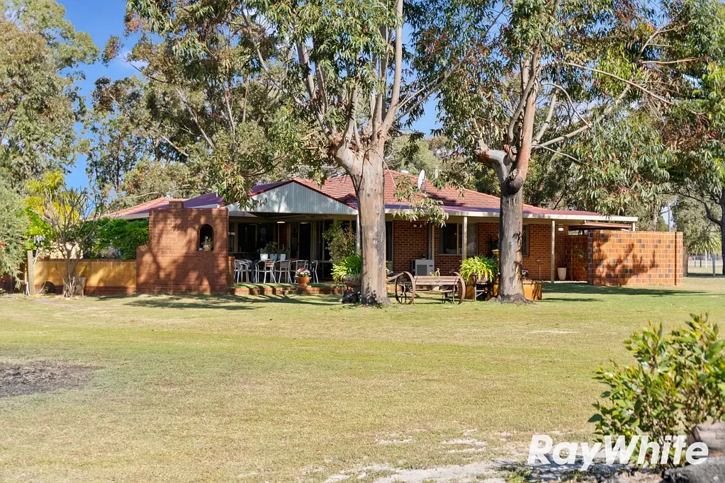 7 Garry John Court, Pinjarra, WA 6208