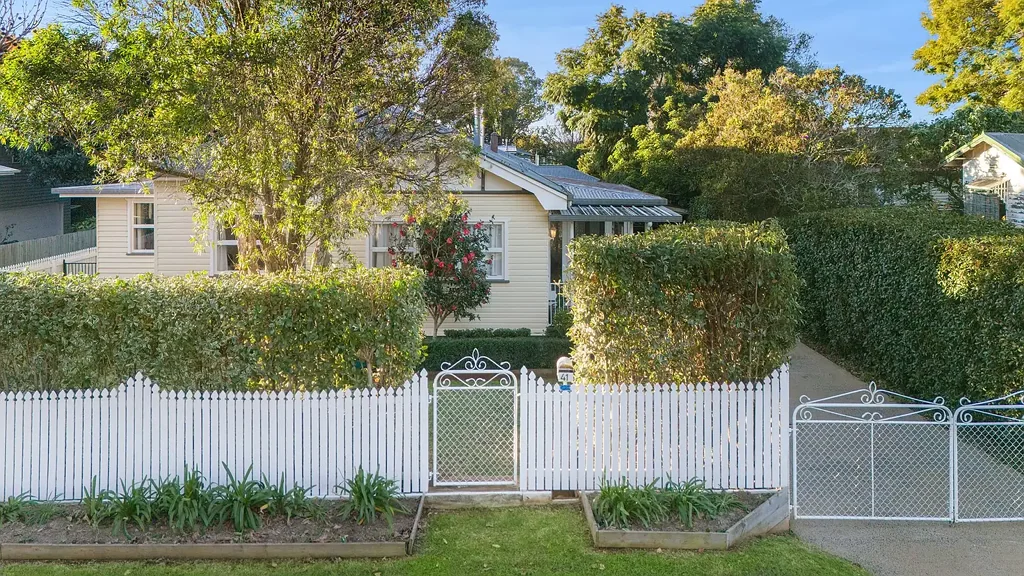 41 Wallace Street, Newtown, QLD 4350