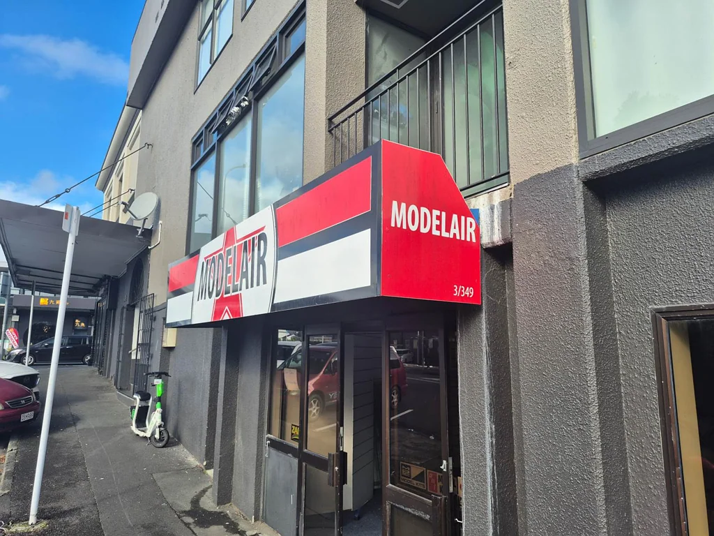 Mount Eden PROVEN LOCATION - FIRST TIME AVAILABLE SINCE 1922