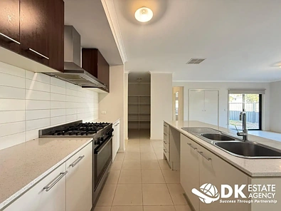 2 Angove Drive, Tarneit, VIC 3029, 4房, 2浴, House