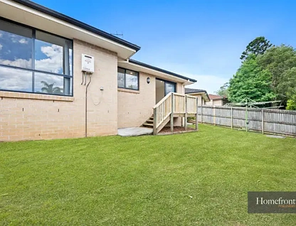 2/ 121 Pennant Hills Road, Normanhurst, Upper North Shore, 3 chambres, 2 salles de bain, House