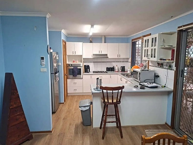 13 Leake Street, Kellerberrin, WA 6410, 4 phòng ngủ, 2 phòng tắm, House