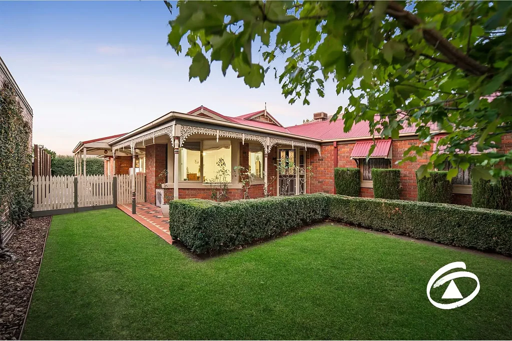 64 The Boulevard, Narre Warren South, VIC 3805