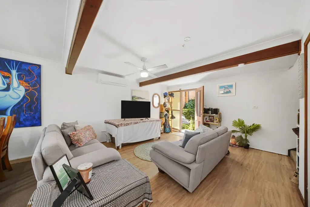 Port Macquarie 2कमरा Coastal Convenience Meets Low-Maintenance Living Opposite Shelly Beach