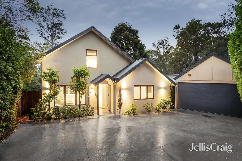 Eltham 4कमरा Luxuriously Appointed Family Living in a Premier Eltham Location