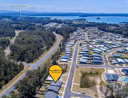 54&54a Freycinet Drive, Sunshine Bay, South Coast, 5 Bedrooms, 3 Bathrooms, Apartment