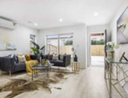 2/37 Central Ave, Papatoetoe, Manukau City, Auckland, 4房, 2浴, 城市屋