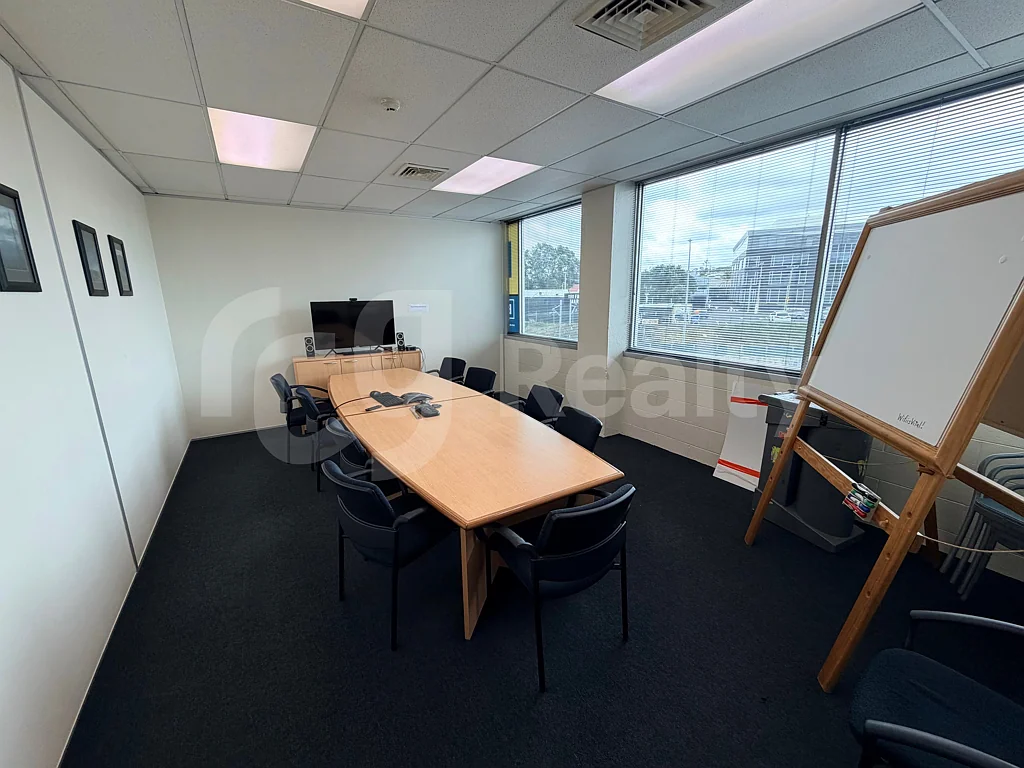 Ellerslie Office with Great Incentives & SH1 Exposure