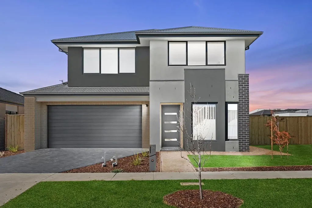Armstrong Creek 4 Bedroom Best of the Best - Premium Waterfront Living