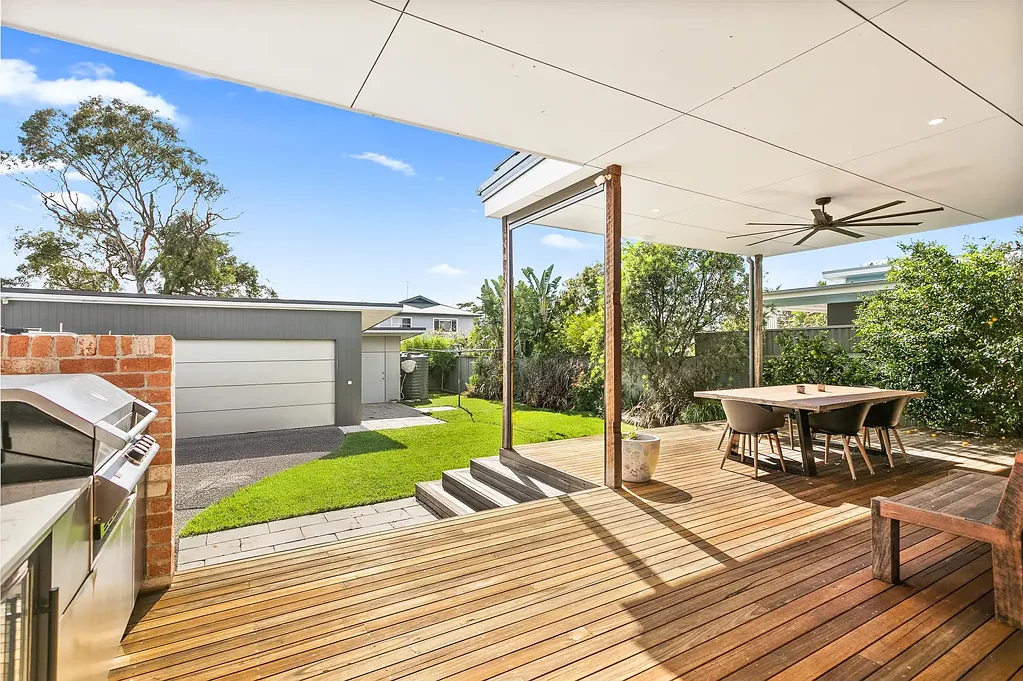 East Corrimal 5chambre Beachside lifestyle - by design