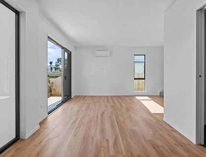 2-4/22 Justamere Place, Weymouth, Manukau City, 3部屋, 2バスルーム, House